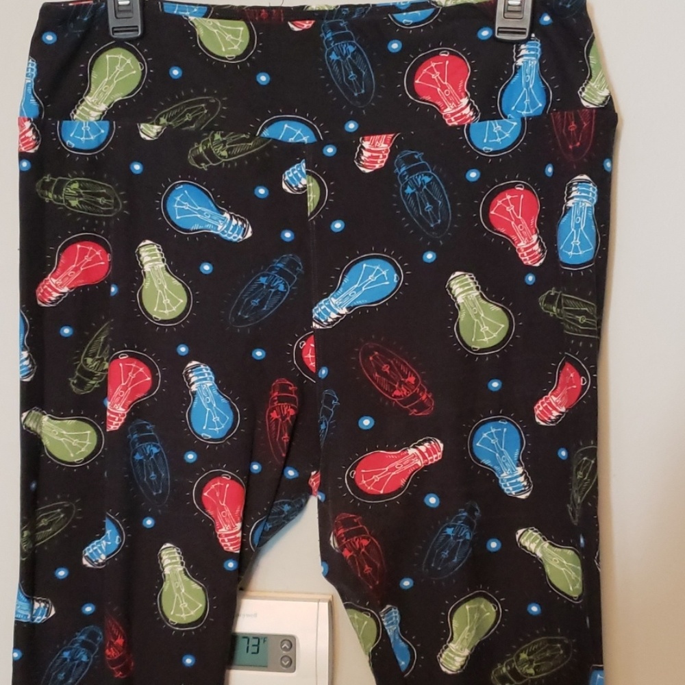 Light Bulb TC Lularoe leggings